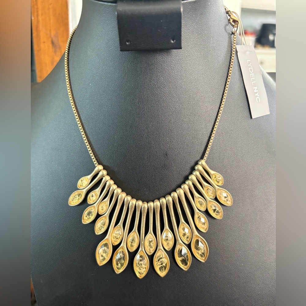 Gold Teardrop Fringe Necklace